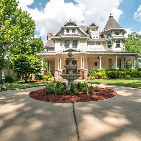 The Victoria Bed & Breakfast 本顿维 外观 照片
