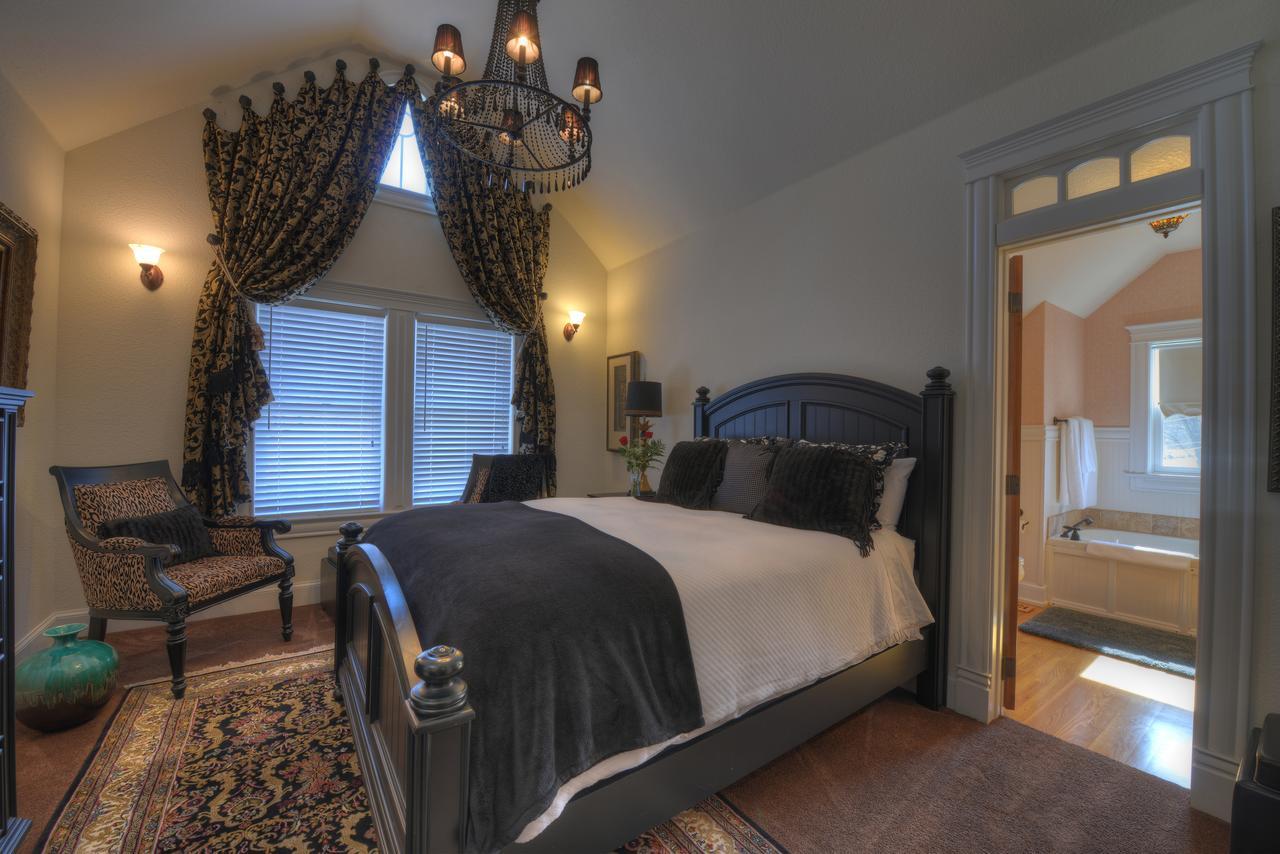 The Victoria Bed & Breakfast 本顿维 外观 照片