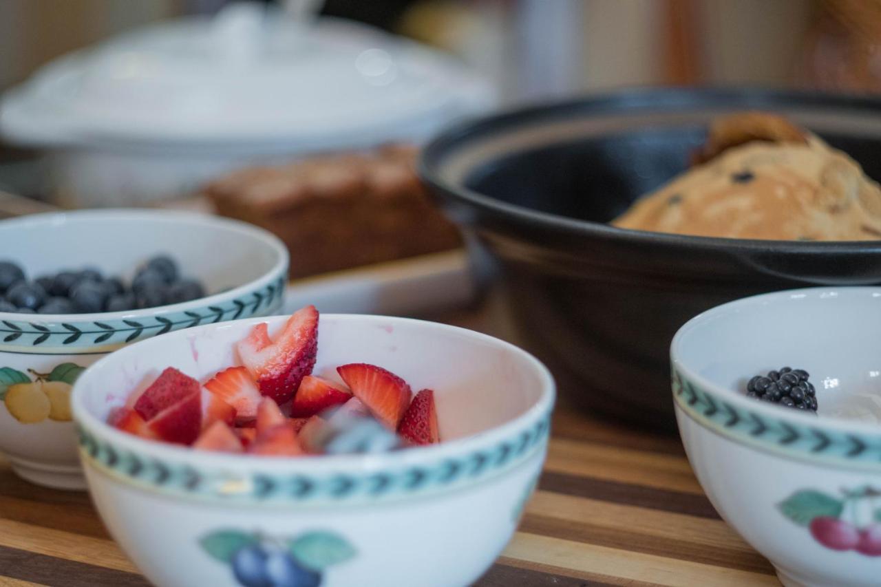 The Victoria Bed & Breakfast 本顿维 外观 照片