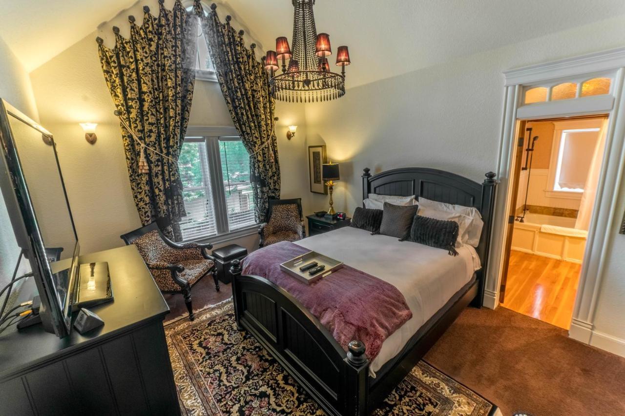 The Victoria Bed & Breakfast 本顿维 外观 照片
